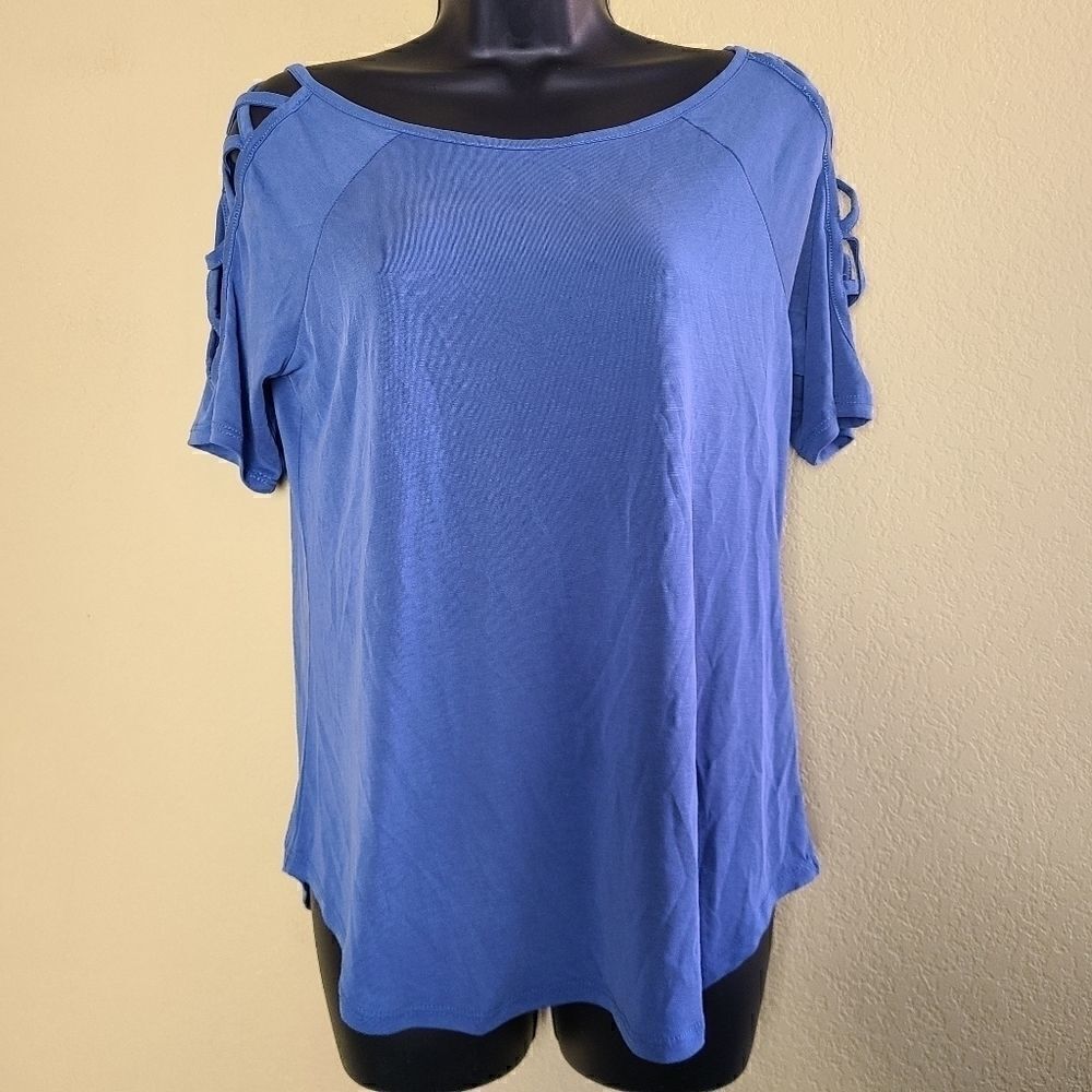 Cloud Chaser Open Sleeve T-shirt